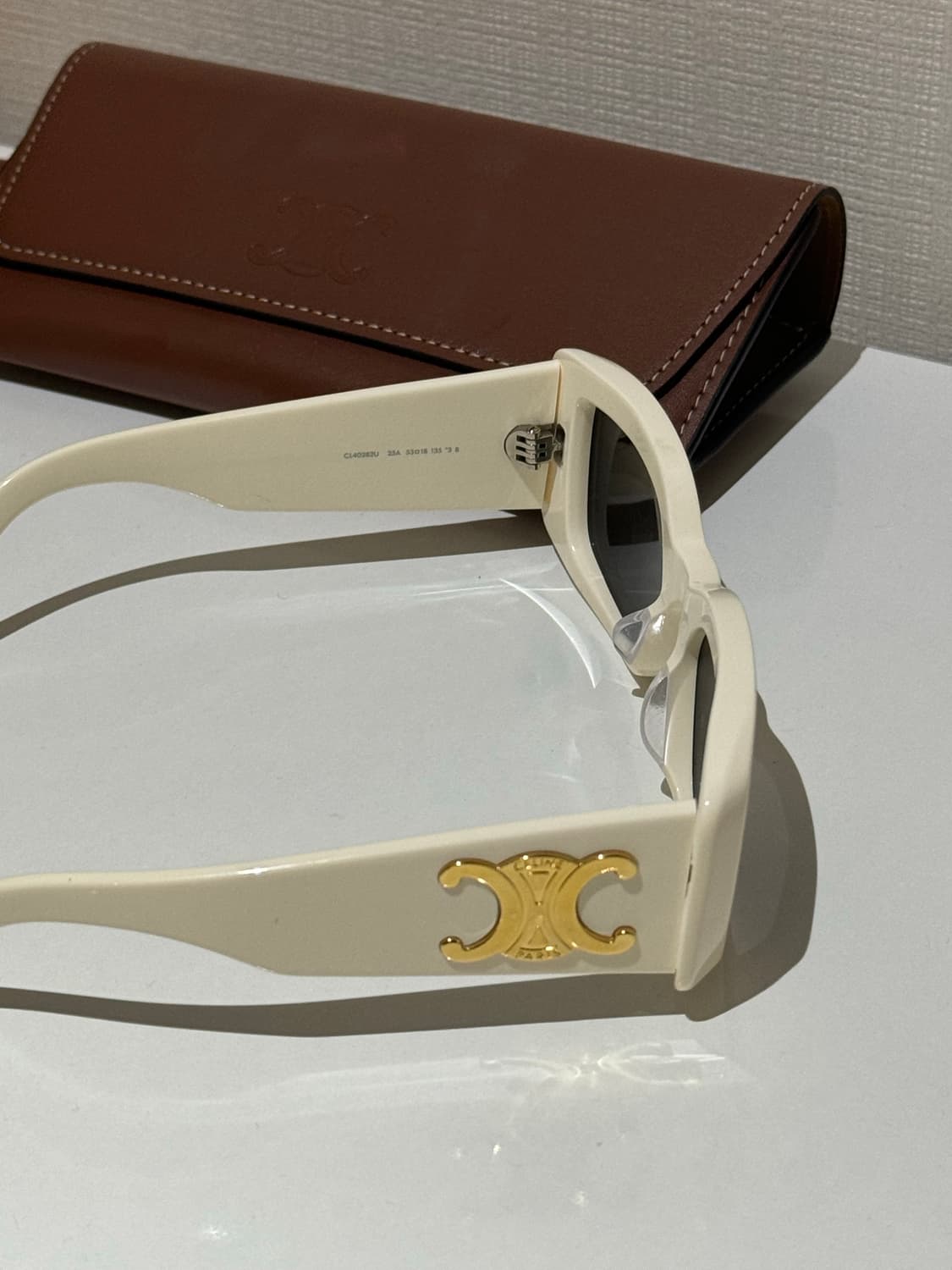 셀린느 트리오페 XL 01 선글라스 아이보리 상품이미지1