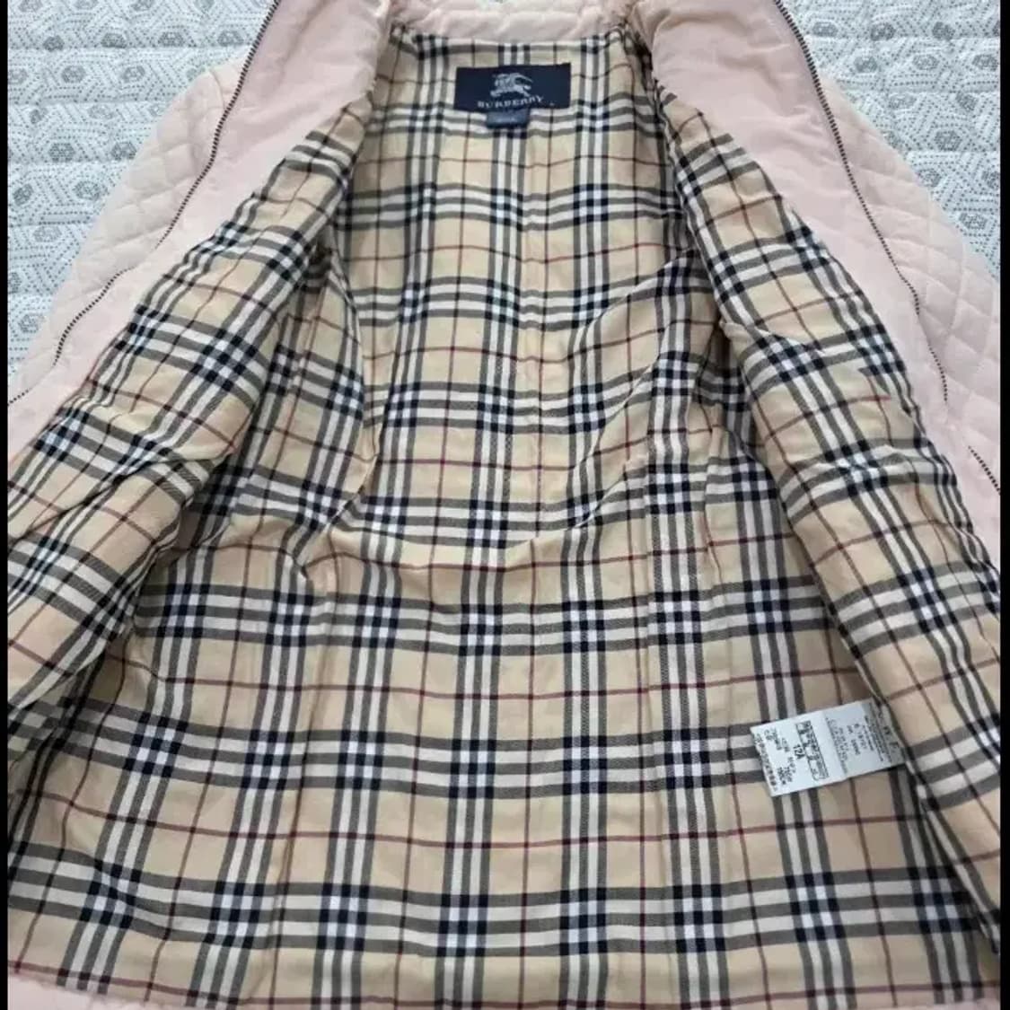 버버리 퀼팅 자켓 핑크 10~12세, 성인44 상품이미지4