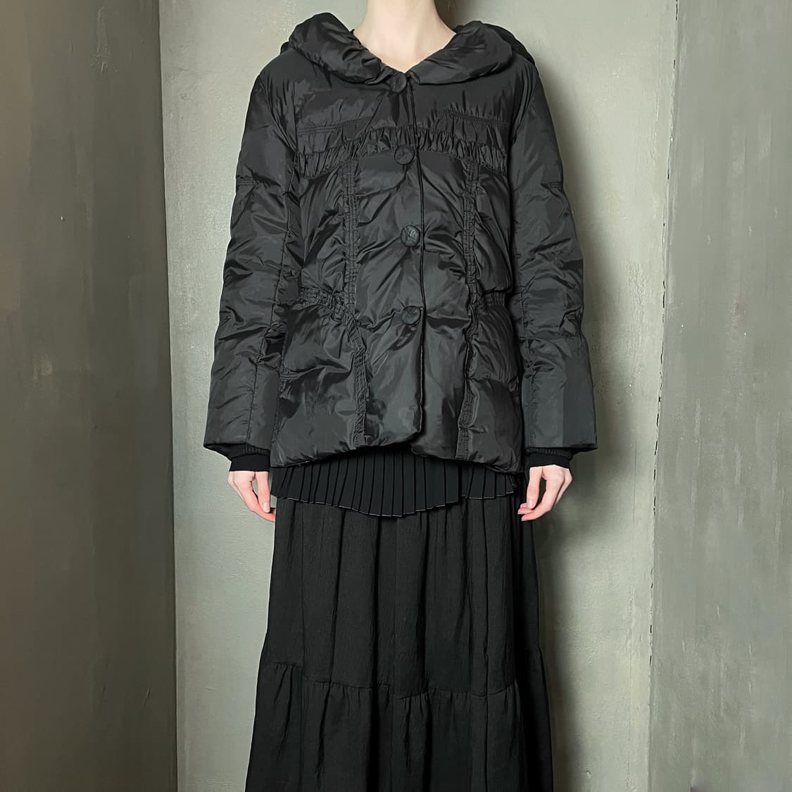 이세이 미야케 셔링 디테일 패딩 상품이미지1