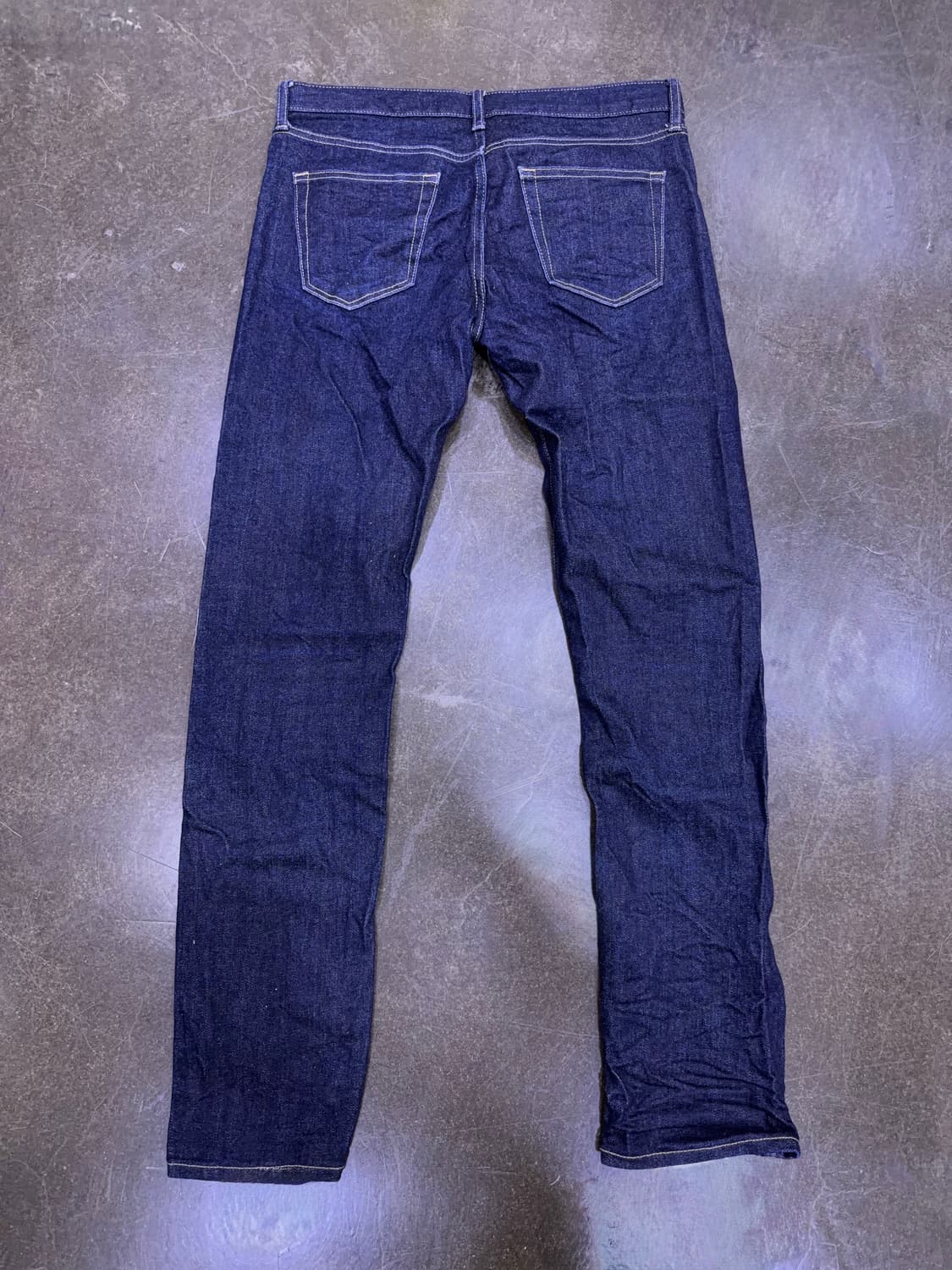 유니클로 슬림 스트레이트핏 셀비지 데님팬츠 딥인디고 32 상품이미지2