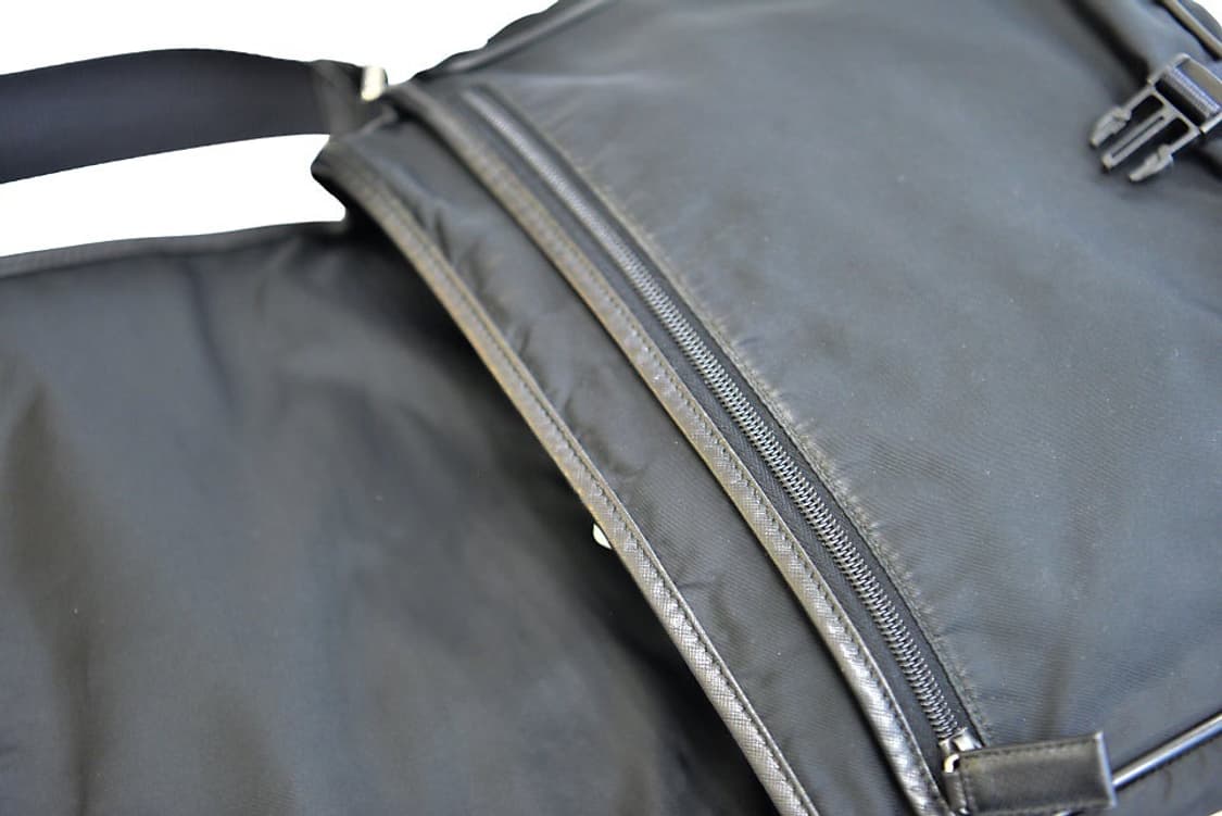 프라다 나일론 메신저백(정품) 상품이미지8