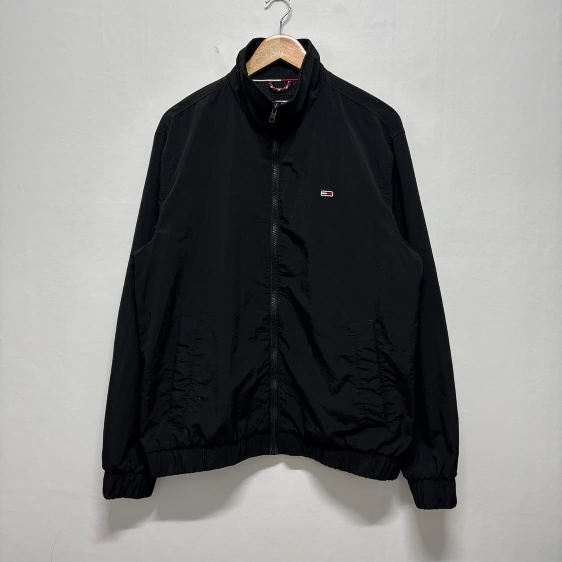 타미힐피거 블랙 나일론 자켓 상품이미지1