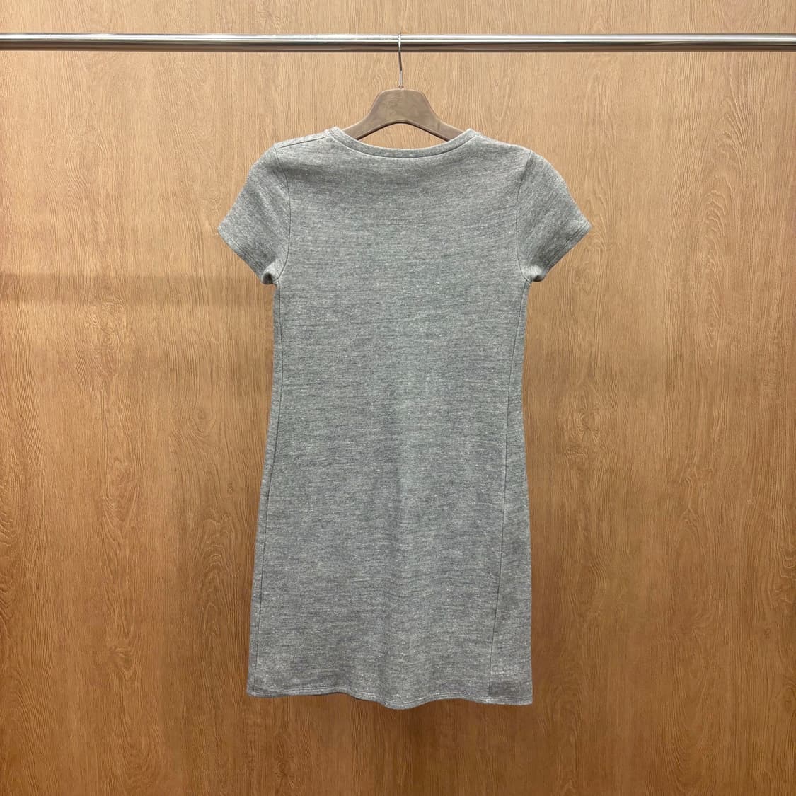 막스마라 미디 원피스 더블 포켓 라운드넥 디테일 스트레이트핏 그레이 상품이미지3