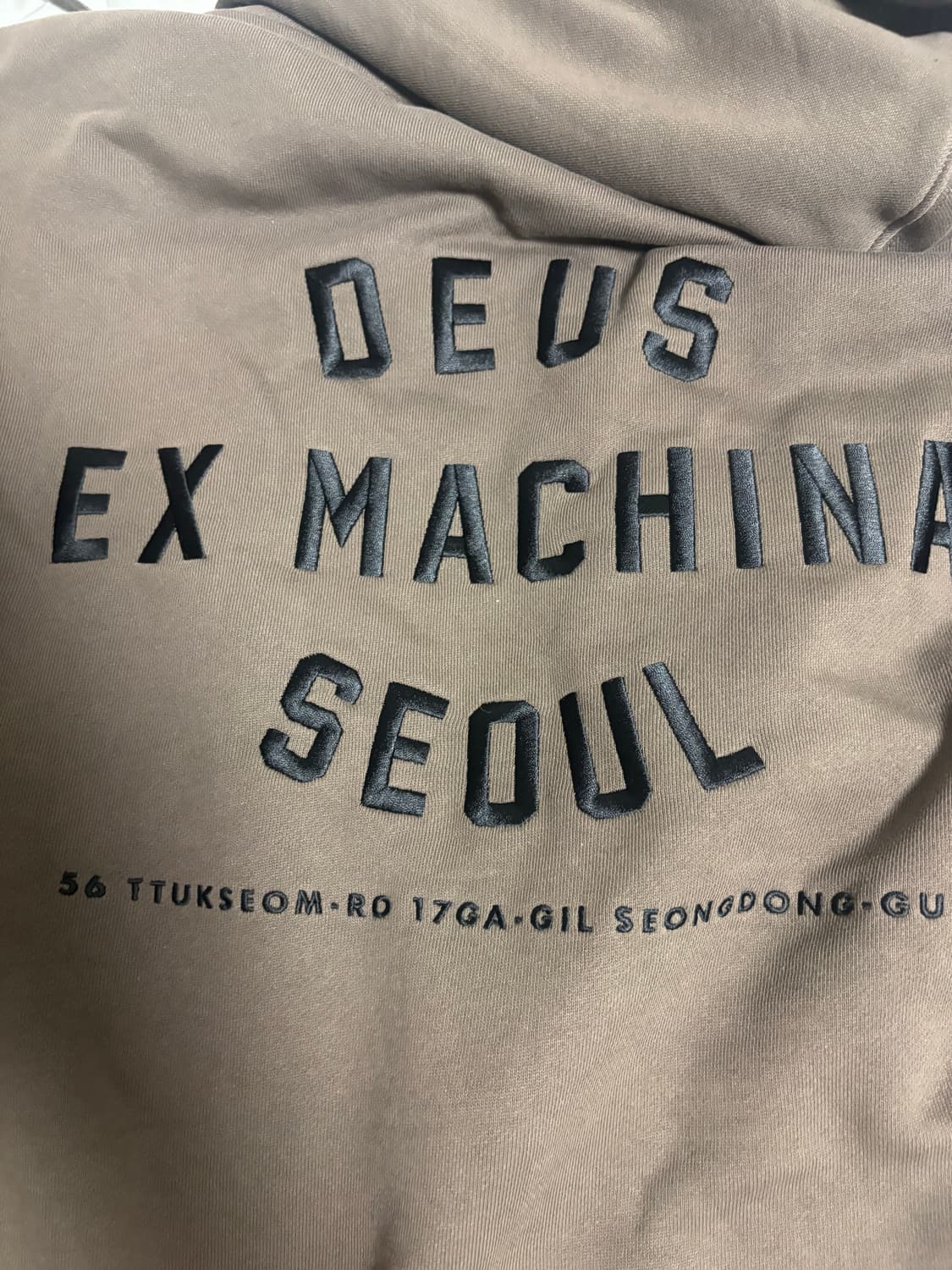 데우스 엑스 마키나 컬리지 어드레스 후드 집업 올리브 라지사이즈 상품이미지2