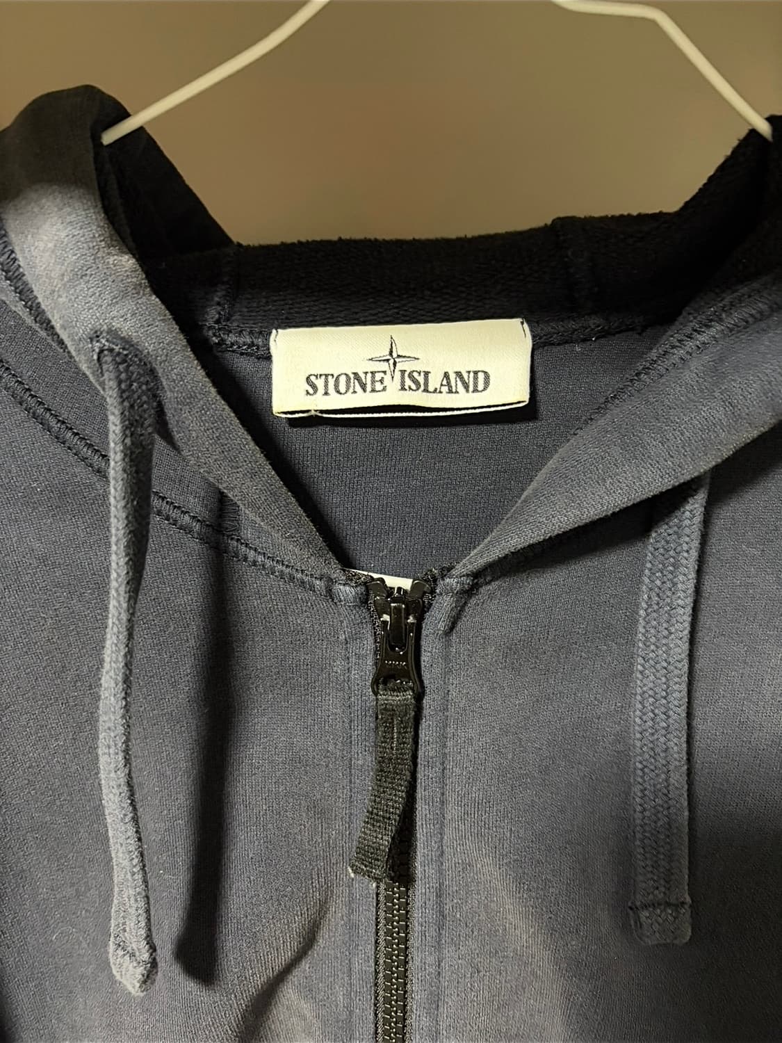 스톤아일랜드 현재 품절 후드집업 상품이미지4