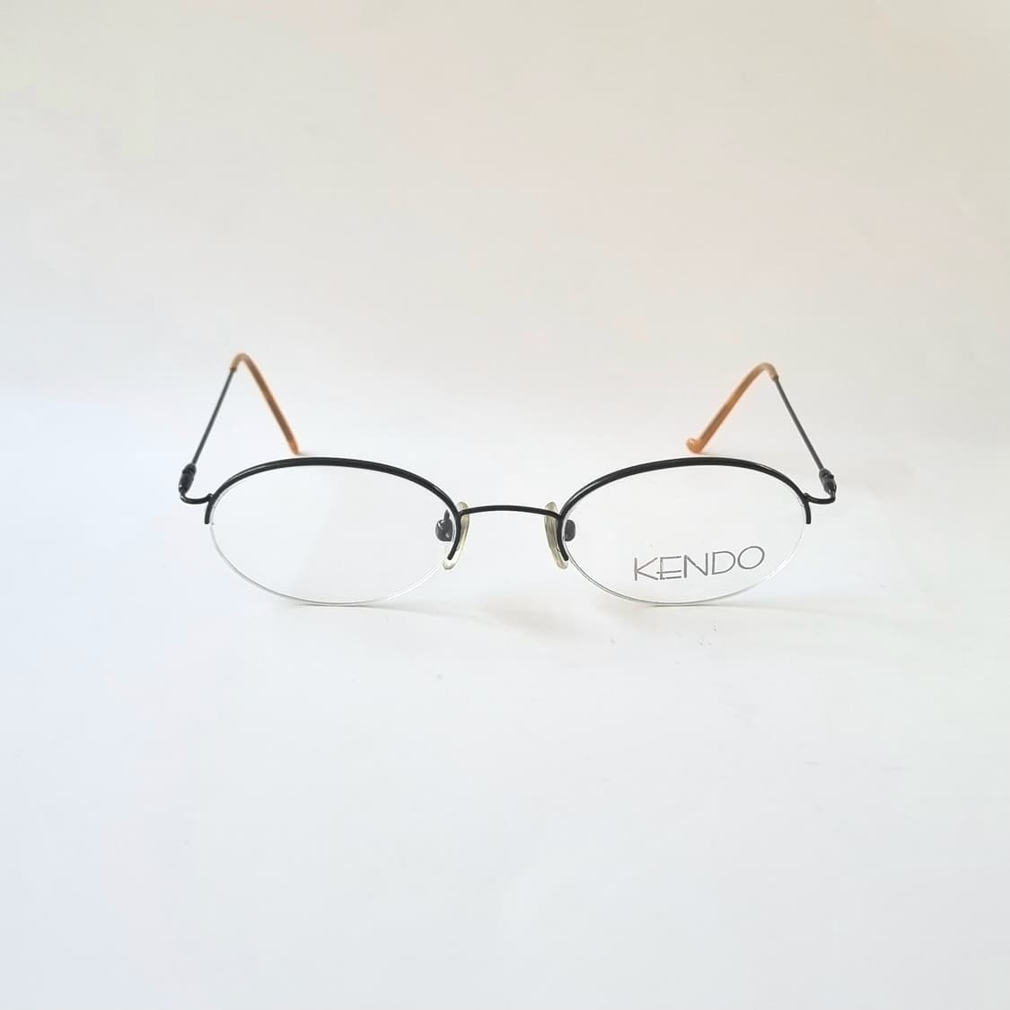 데드스탁 초경량 오벌형 반무테  안경테  568 상품이미지3