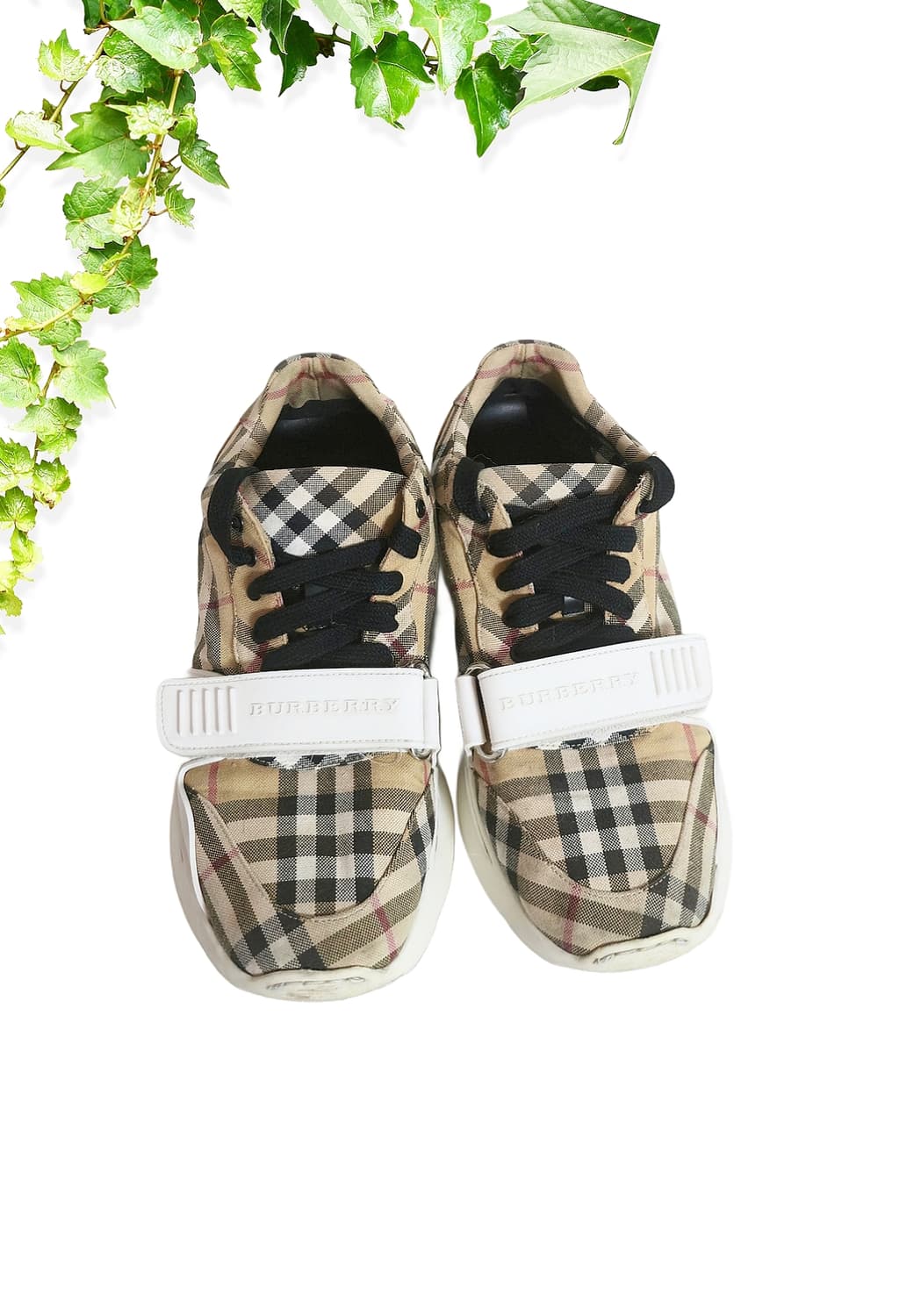 정품 버버리 스니커즈265 상품이미지1