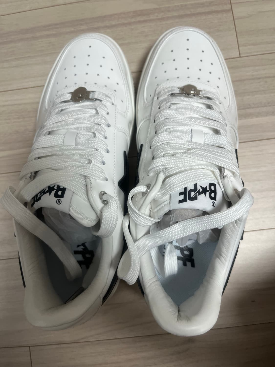 베이프스타 화이트 유광 상품이미지2