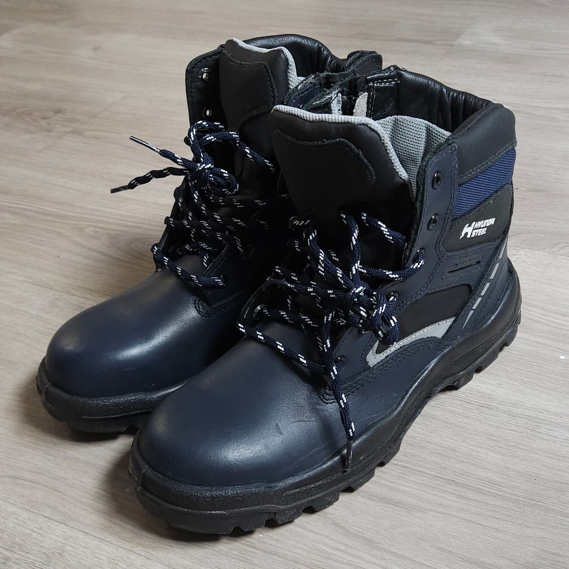 260 ) 미사용 현대제철 안전화 네이비 상품이미지1