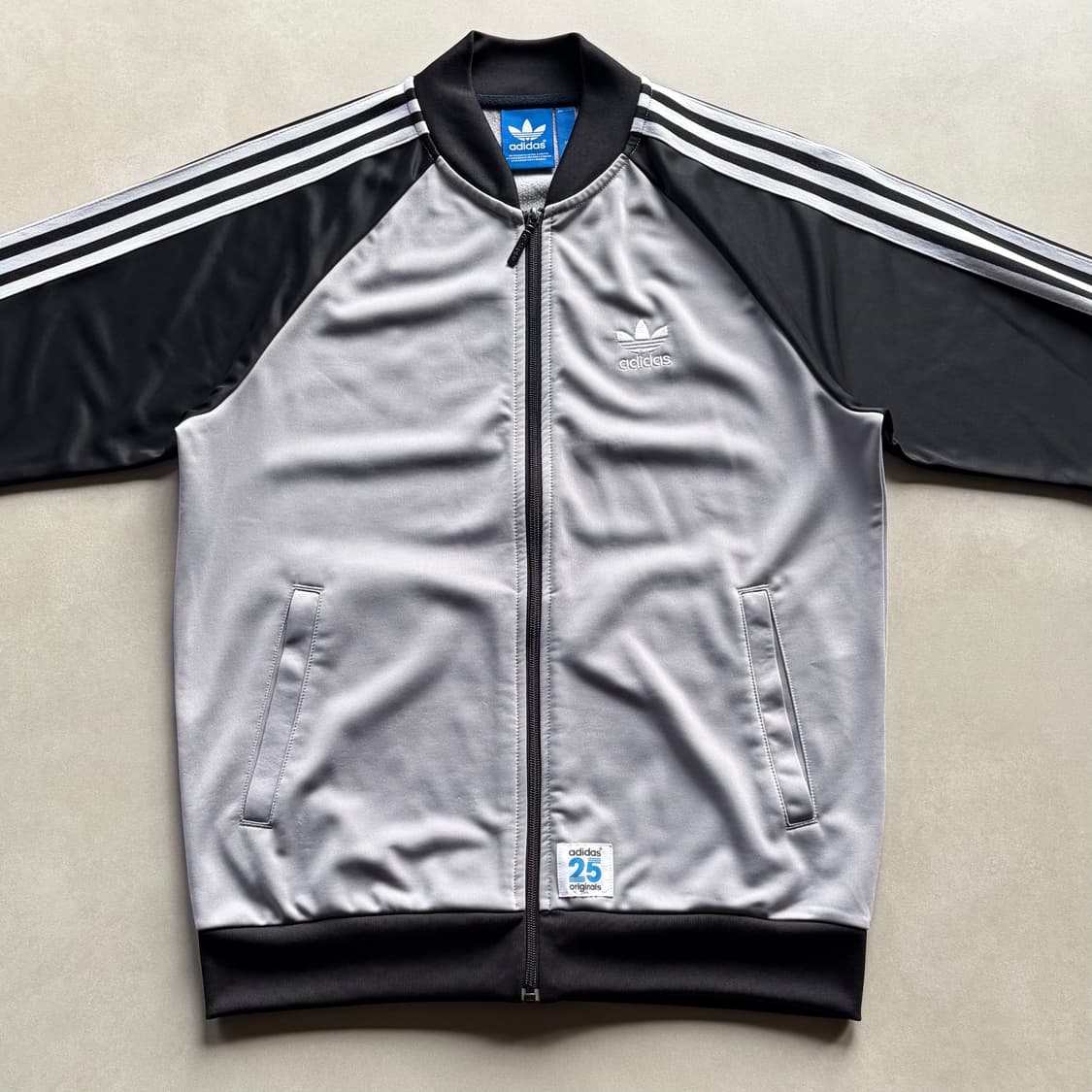 [L]아디다스 니고베어 회검 트랙탑 져지 상품이미지3