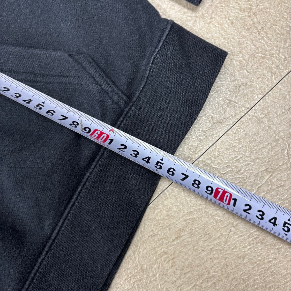 나이키 스몰로고 블랙 후드티 상품이미지4