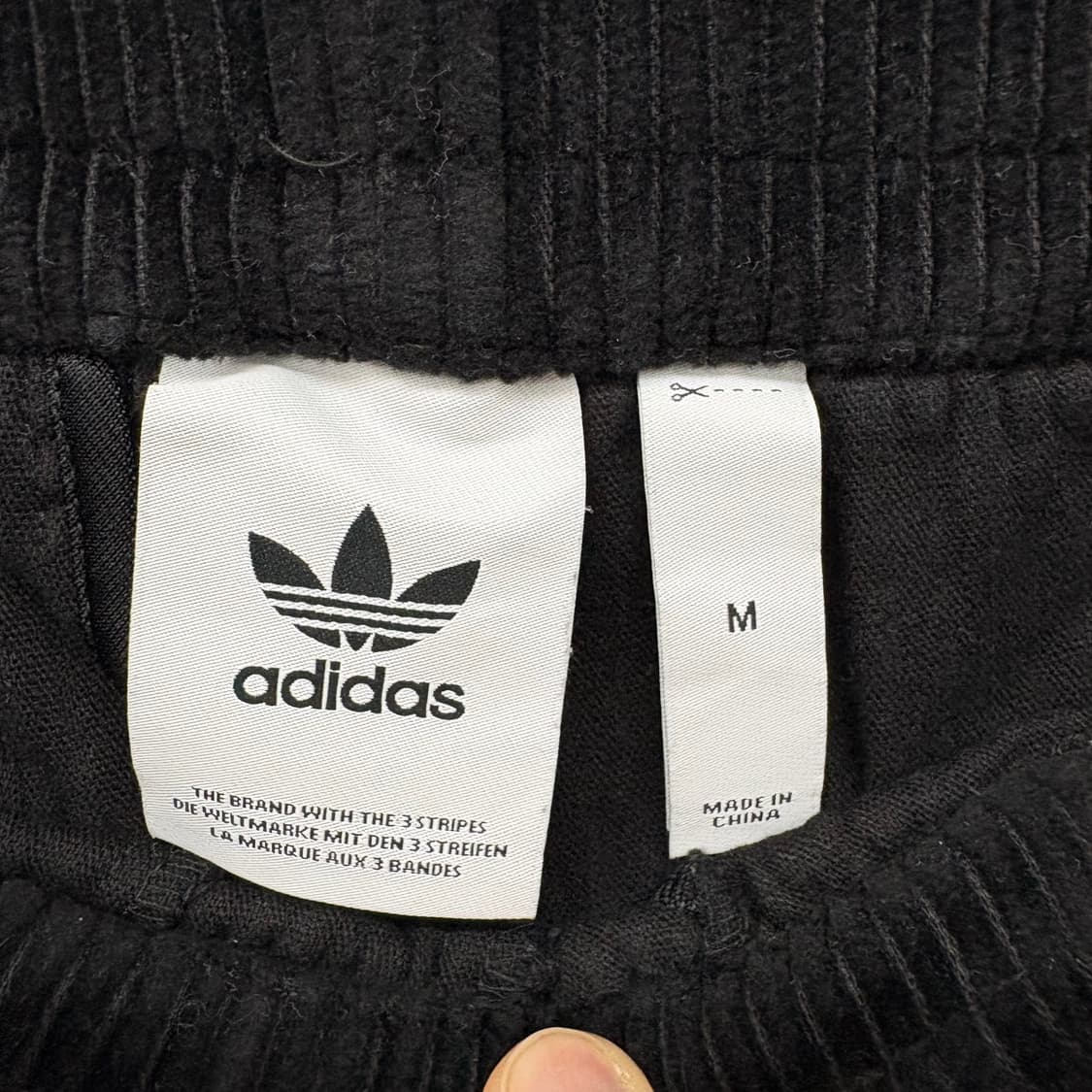 아디다스 삼선 코듀로이 블랙 트레이닝 바지 30 상품이미지5