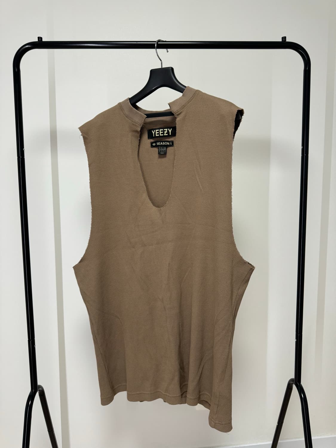 [S] Yeezy Season1  이지 시즌1 슬리브리스 상품이미지1
