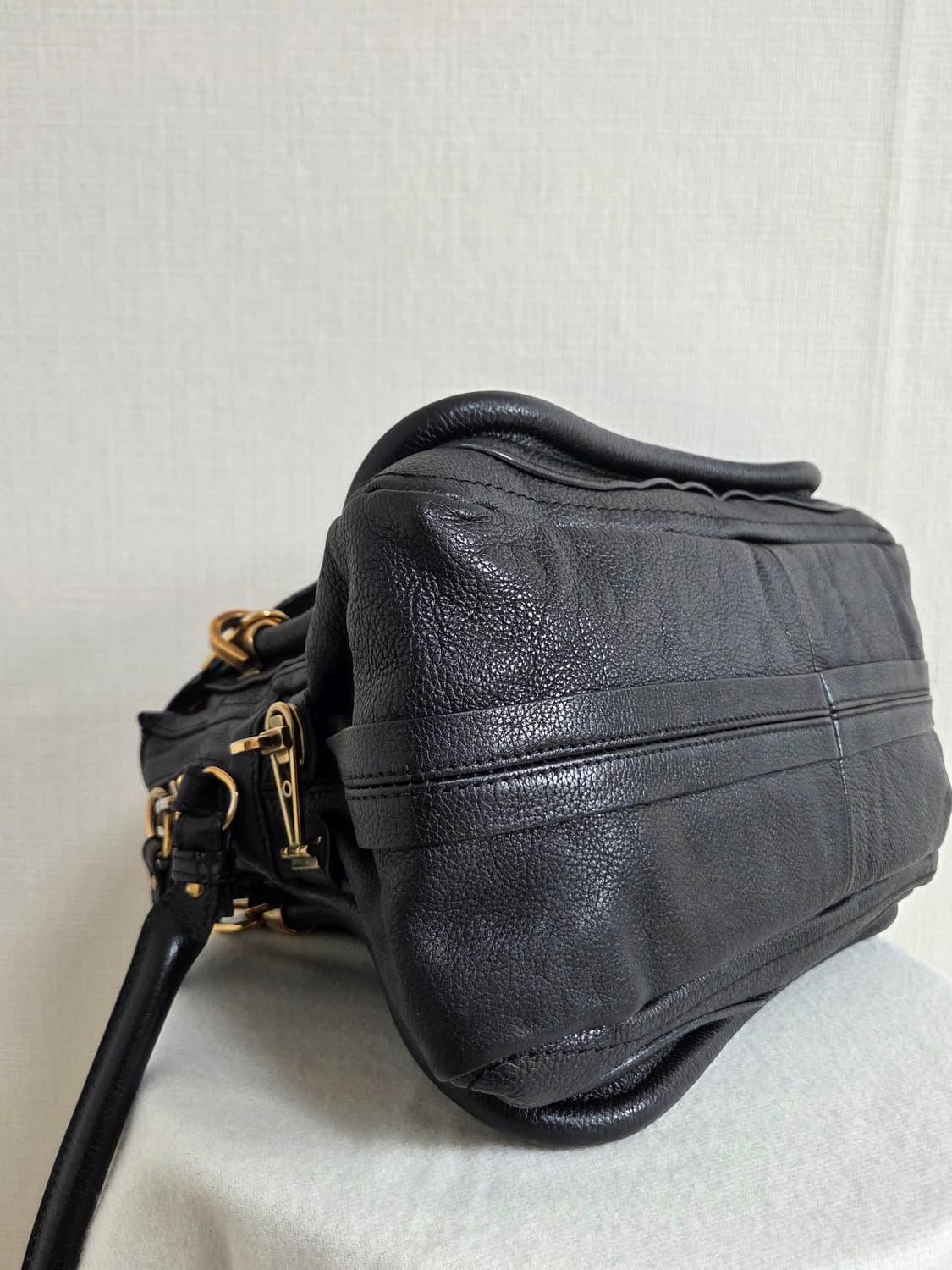 끌로에 파라티 M 토트백 블랙 상품이미지6