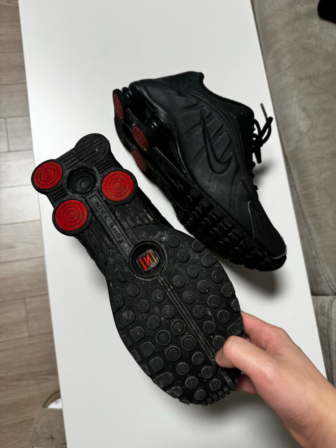 나이키 샥스 R4 블랙 W265 상품이미지4