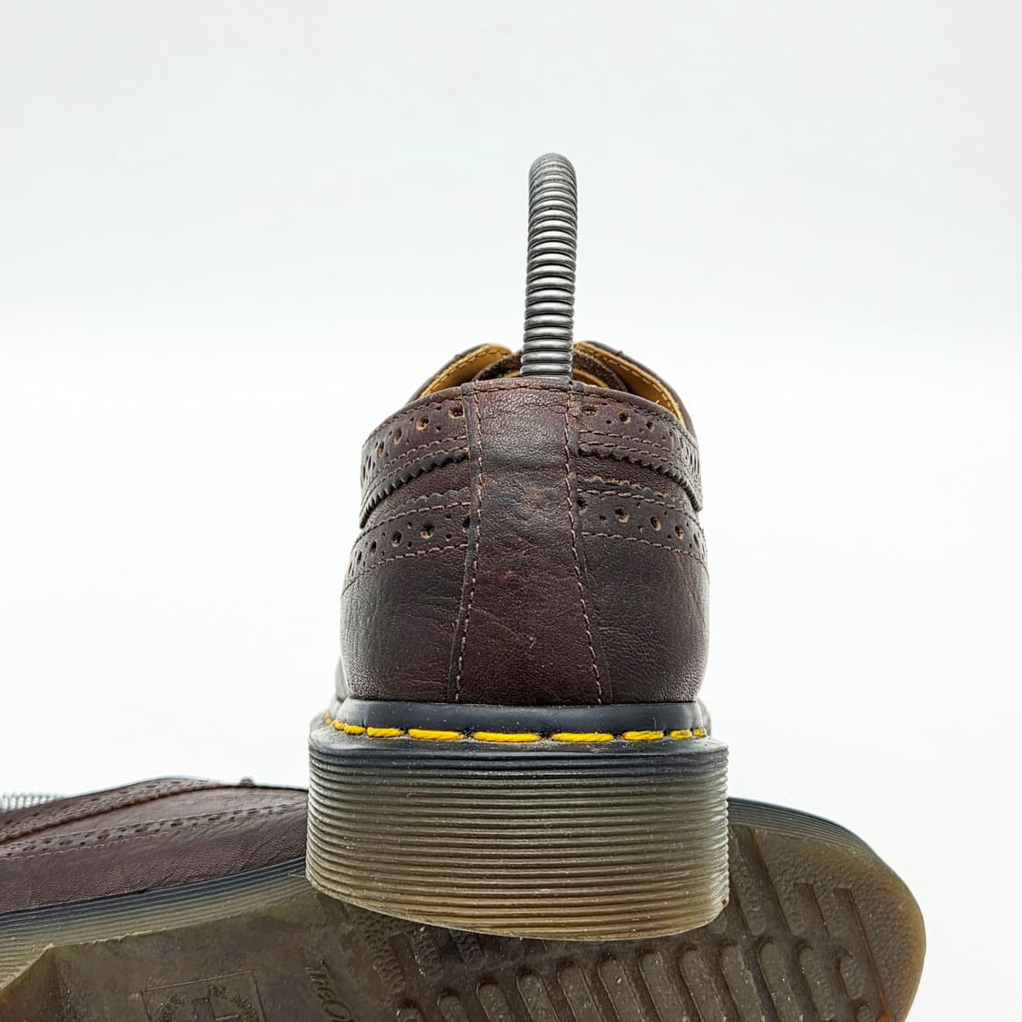 닥터마틴 13984 윙팁 브라운 (6) 상품이미지2