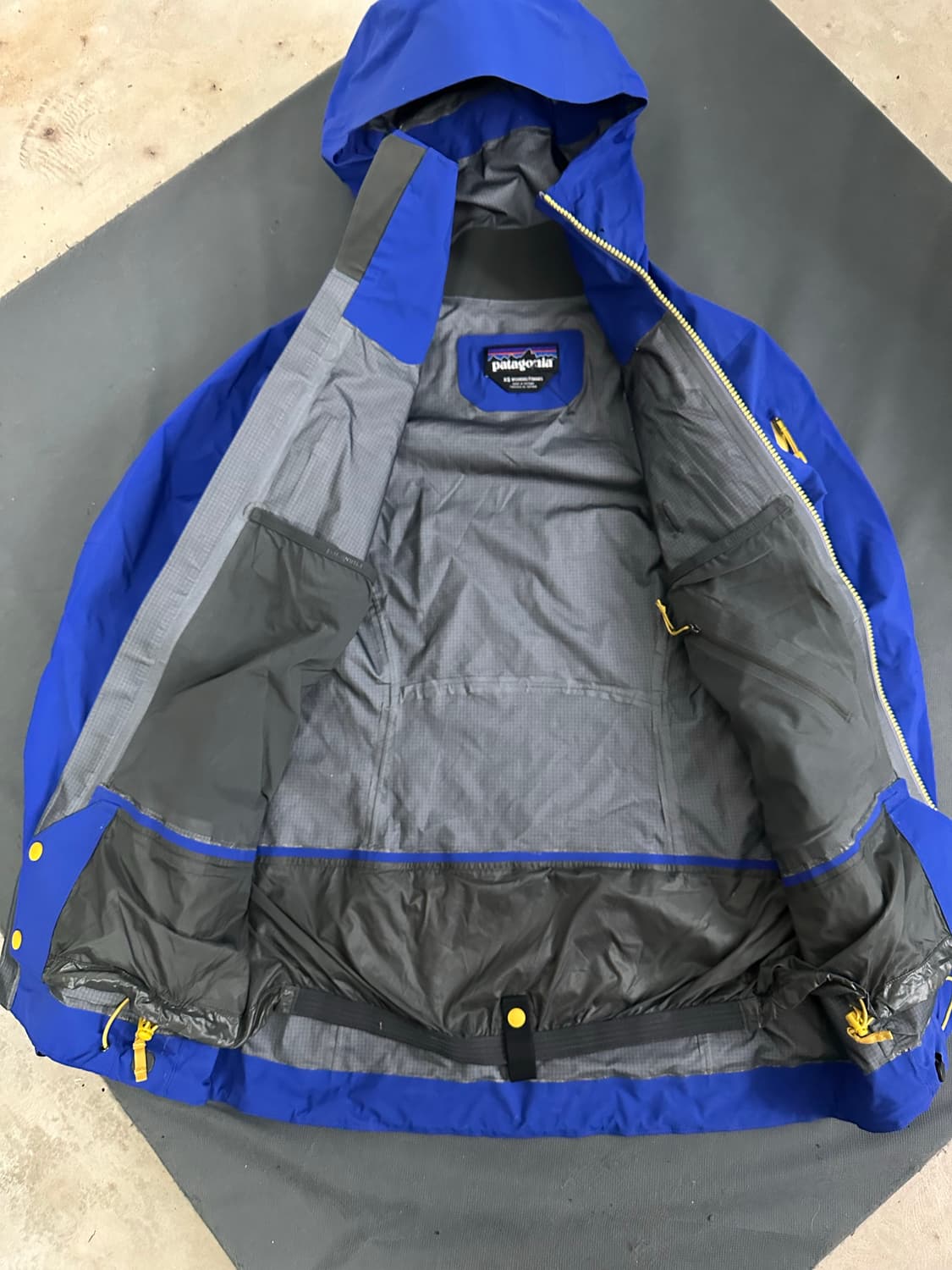 파타고니아 바람막이 고어텍스 XS(85-90)여성 상품이미지2