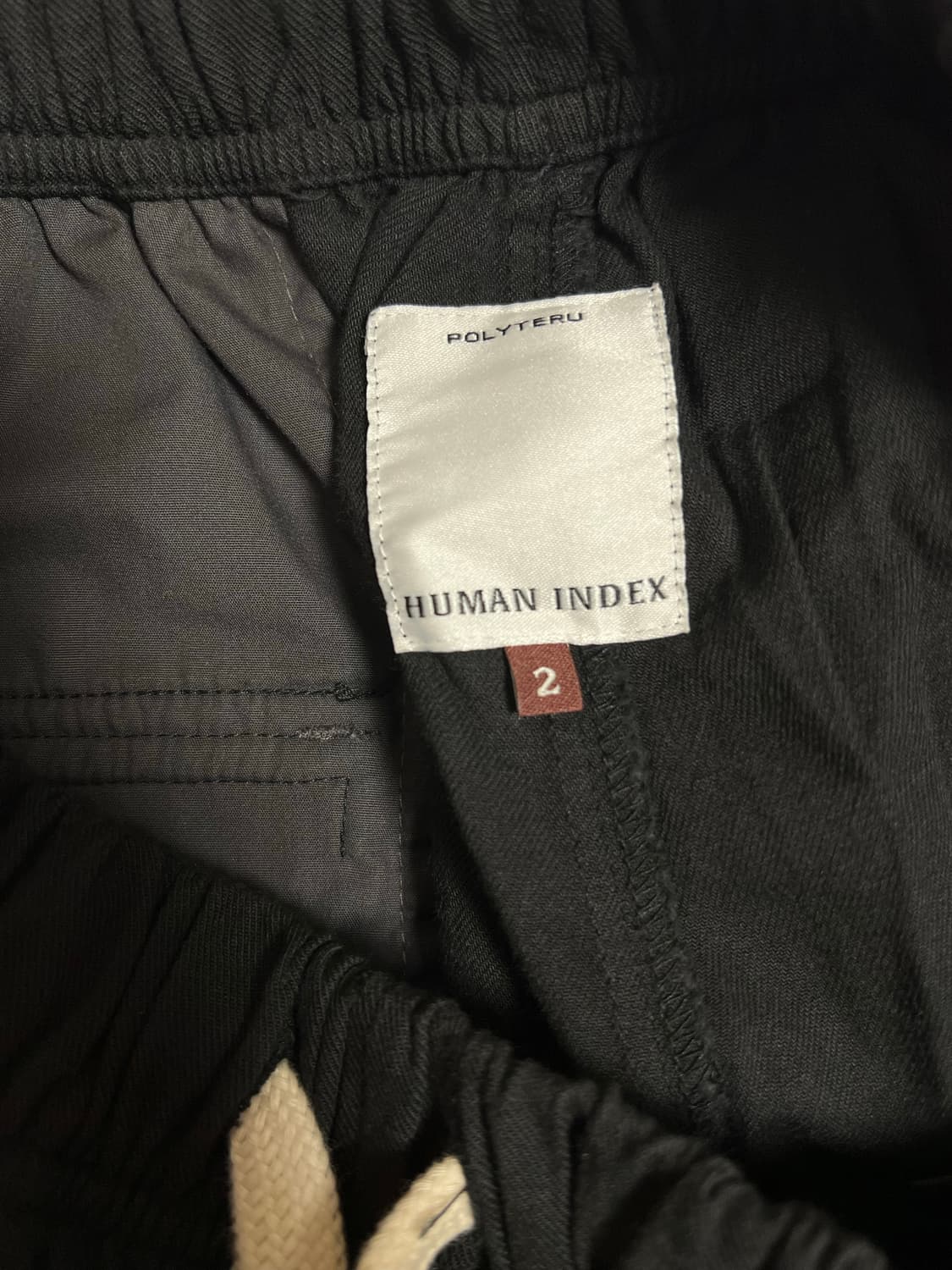 폴리테루 휴먼인덱스 인덱스 1/2 카고 팬츠 블랙 상품이미지4