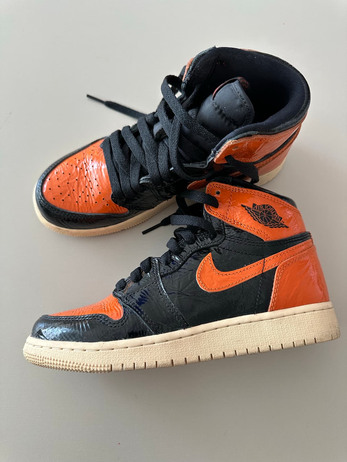 (225) GS 조던 1 레트로 하이 OG 쉐터드 백보드 3.0 상품이미지1