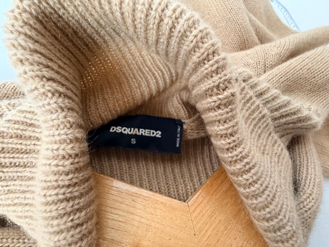 디스퀘어드2 터틀넥 여성 니트 상품이미지5