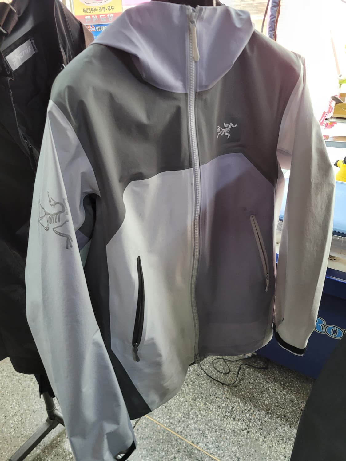 (W) 아크테릭스 x 빔즈 베타 자켓 트랭퀼 상품이미지2