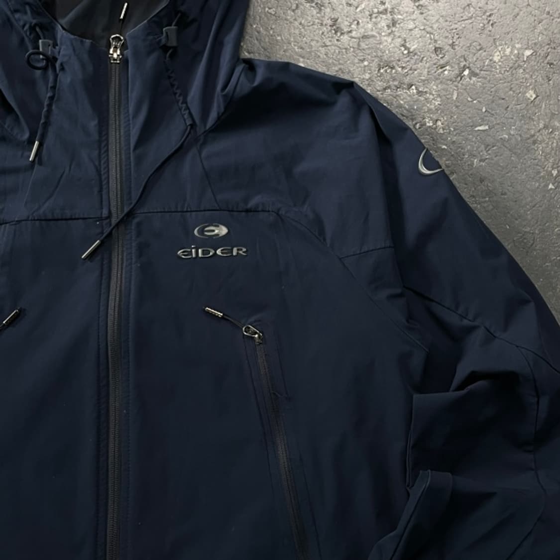 100 아이더 바람막이 상품이미지2