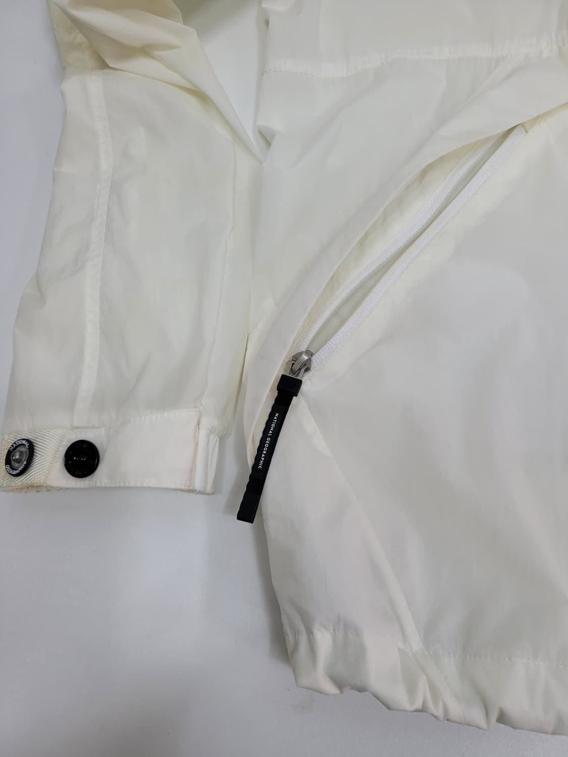 내셔널지오그래픽 22SS 월러스 초경량 바람막이 자켓 / 남 XL 상품이미지6