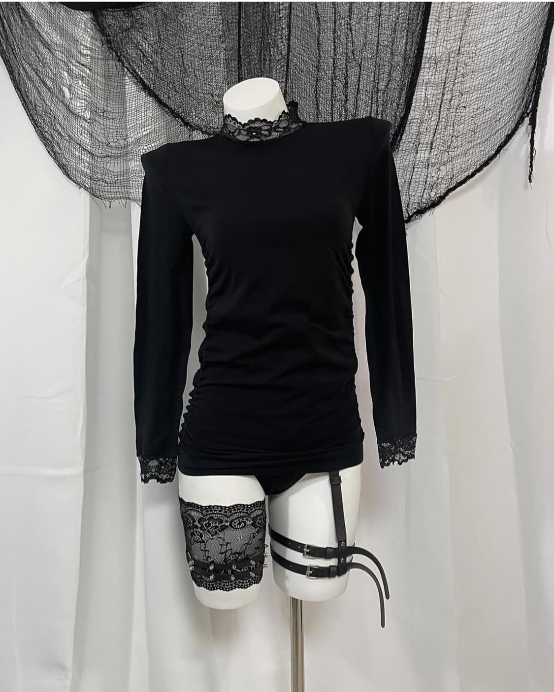 빈티지 블랙 레이스 탑 롱슬리브 상품이미지2