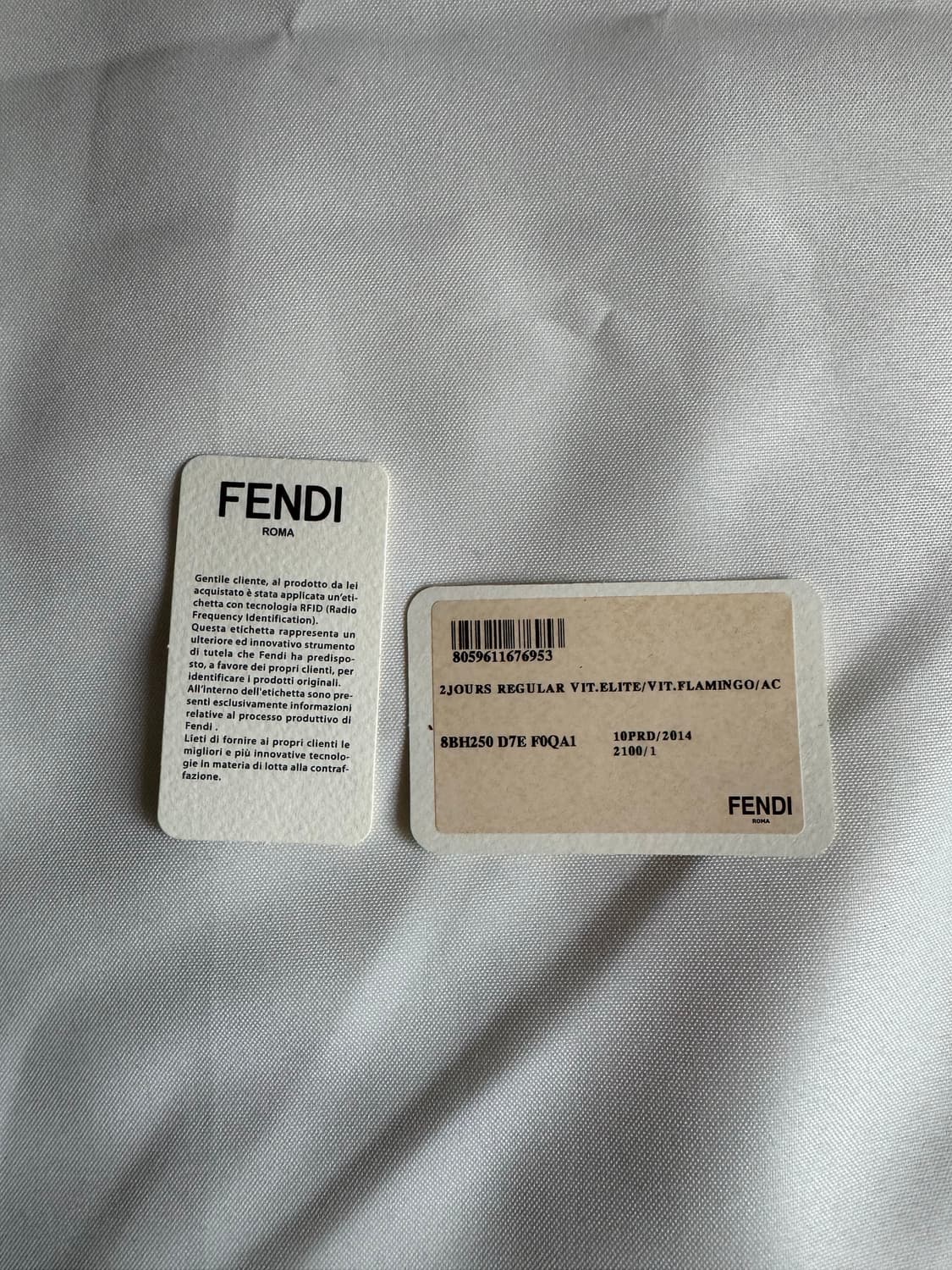 펜디 투쥬르 토트백 상품이미지5