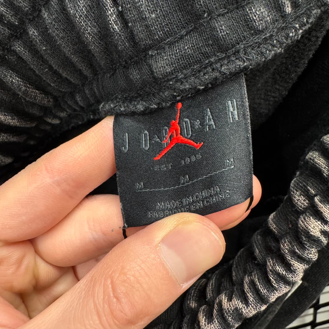 조던 에센셜 스테이트먼트 워시드 플리스 팬츠 전면 로고 포인트 블랙 상품이미지6