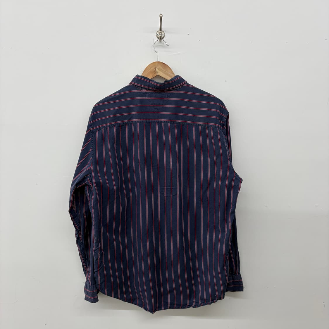 타미힐피거 네이비 레드 스트라이프 셔츠 남성 XL 상품이미지5