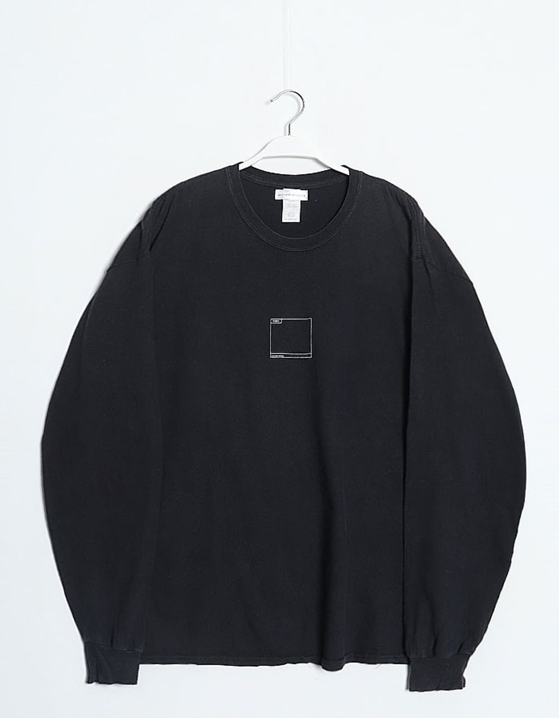 BUSINESS AS USUAL Print L/S 상품이미지1