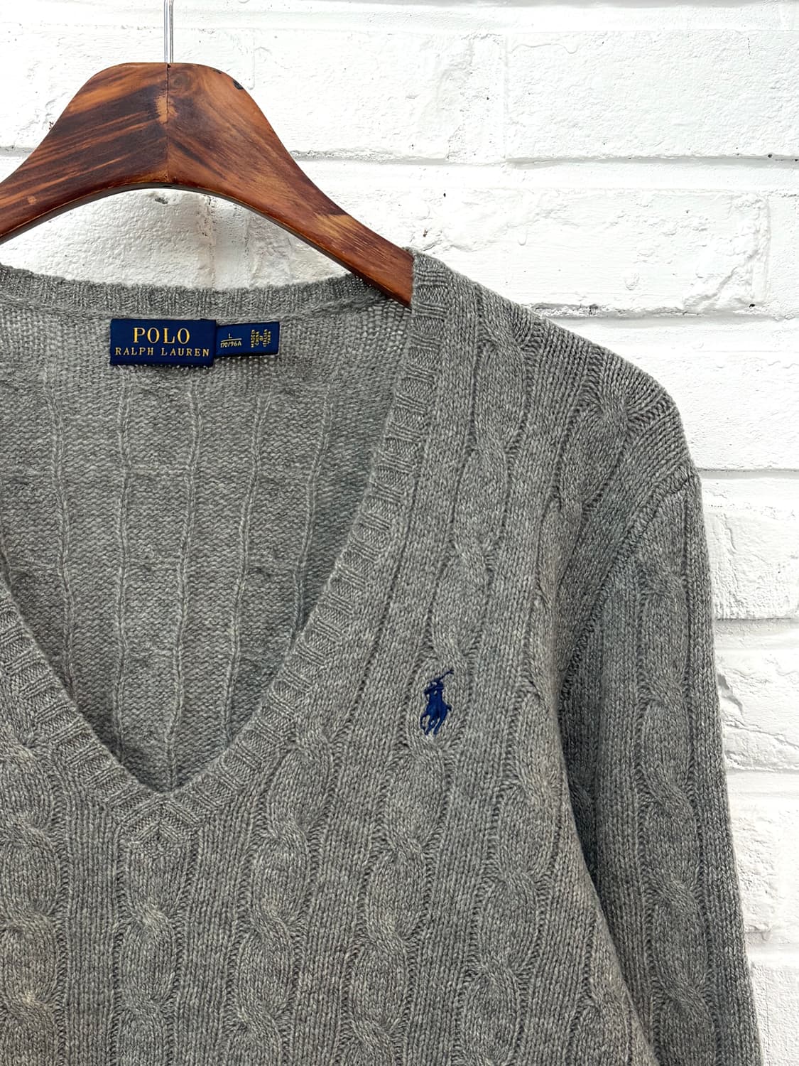 폴로 그레이 꽈베기 니트 상품이미지4
