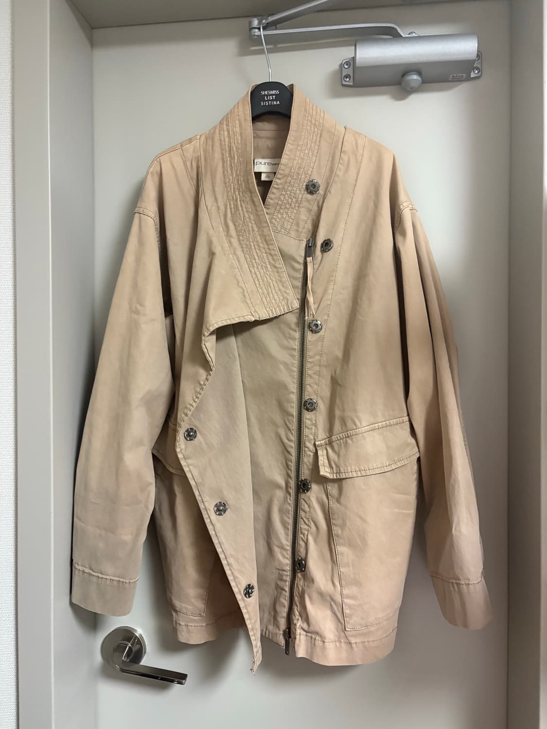 Pure DKNY 사선 하이넥 자켓 상품이미지3