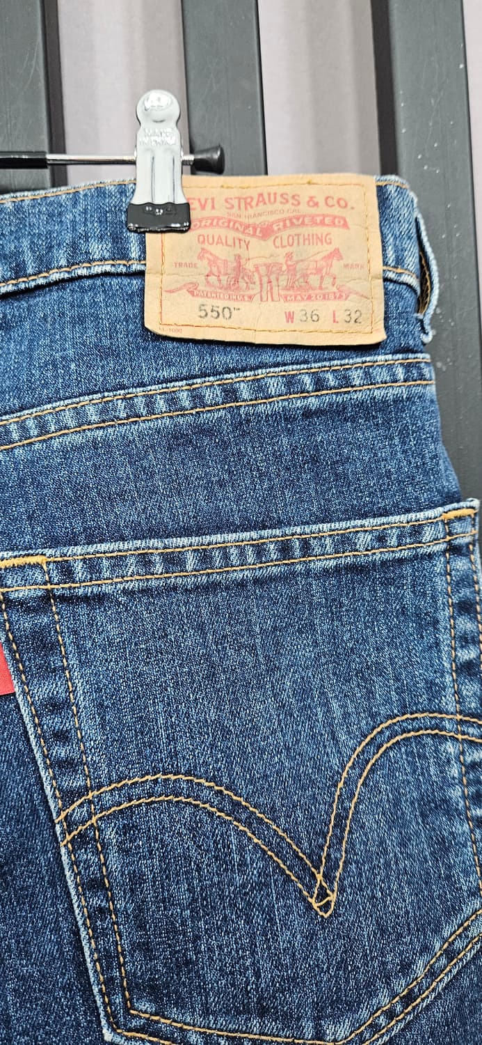 MADE IN 과테말라 02년 생산 리바이스 550TM 릴렉스드 핏 36 상품이미지4
