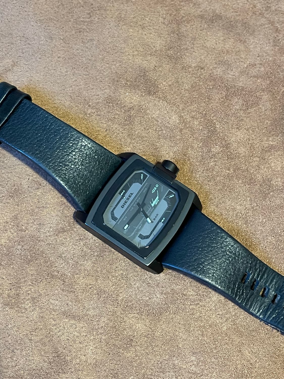 디젤 스퀘어 가죽 시계 상품이미지3