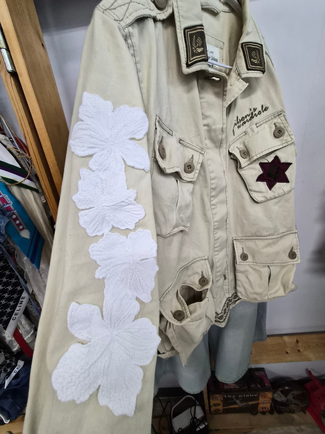 써스데이 아일랜드 자수와팬 코튼사파리 상품이미지3