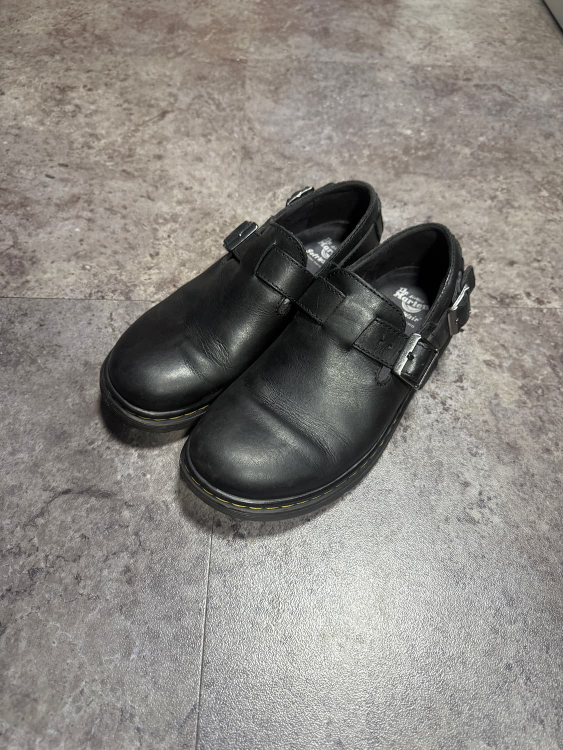 닥터마틴 패트리샤 240 상품이미지1