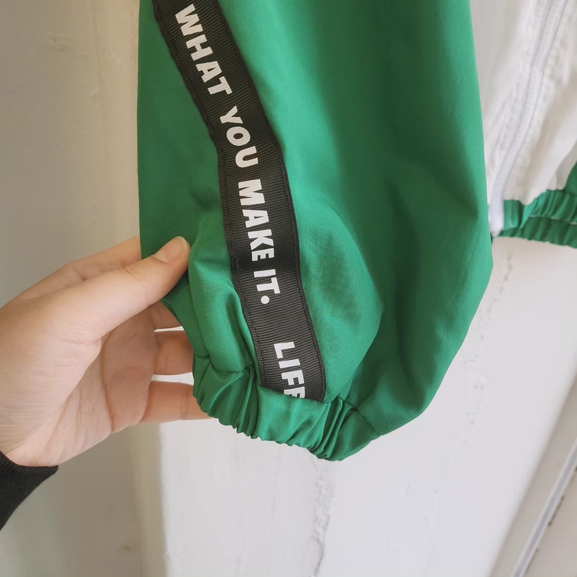 RiccaRicca 배색 숏 바람막이 상품이미지6