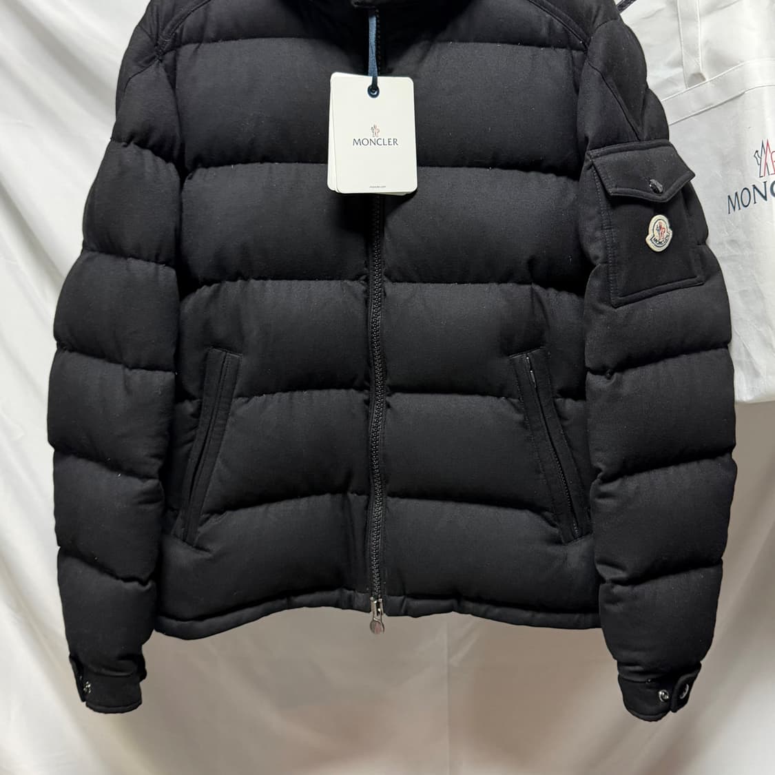 [S+급/3] 22FW 몽클레어 몽제네브르 블랙 패딩 풀구성 상품이미지3