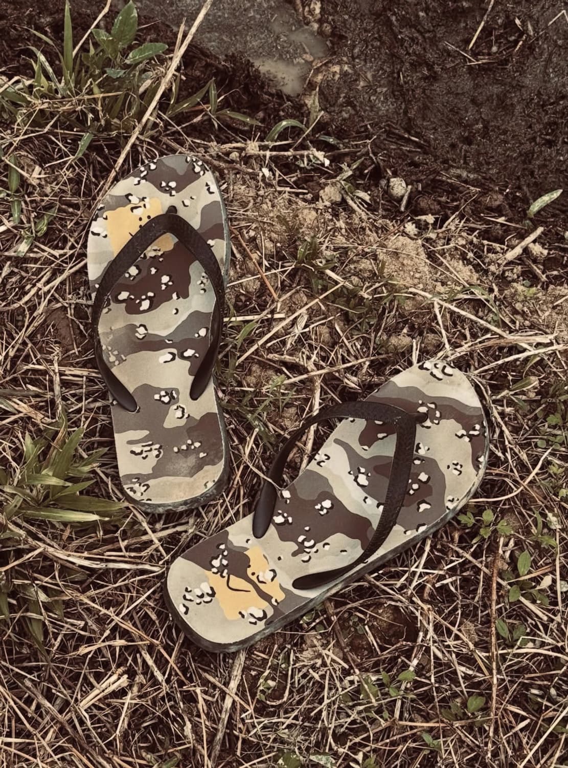 [M/L] 캐피탈 카모 스마일 쪼리 플리플랍 상품이미지1