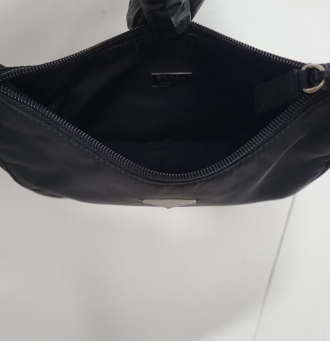 프라다 나일론 테수토 호보백 상품이미지4