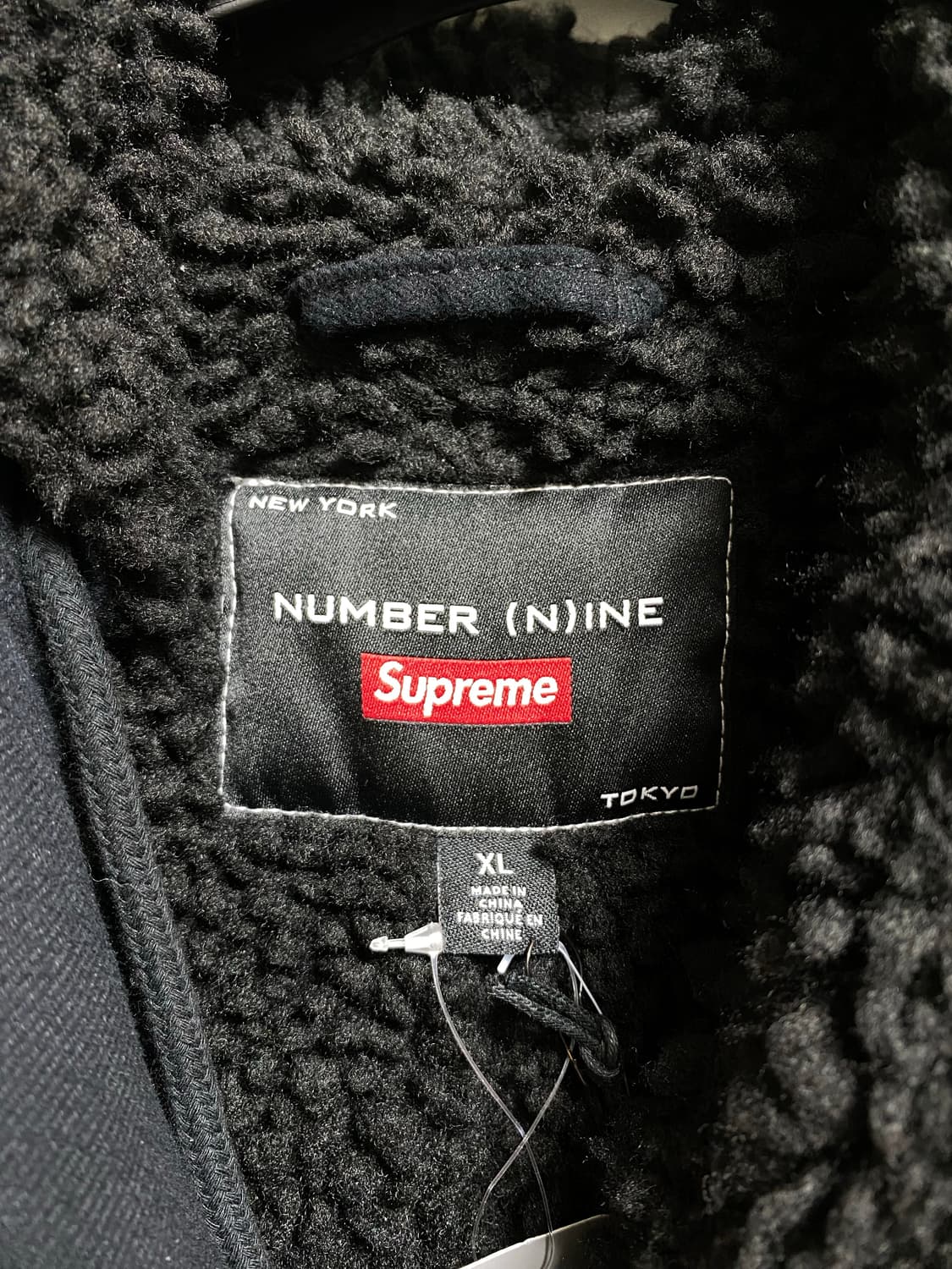 슈프림 넘버나인 폭스 시어링 코트 상품이미지4
