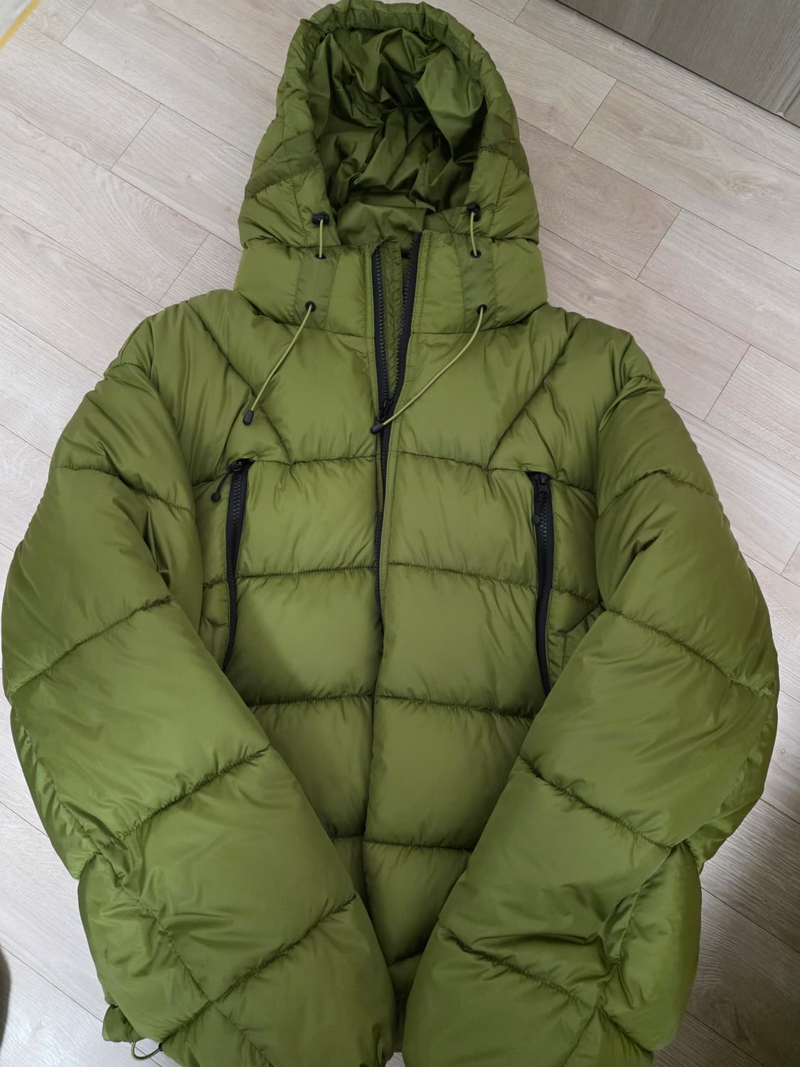 패딩 새상품 상품이미지1