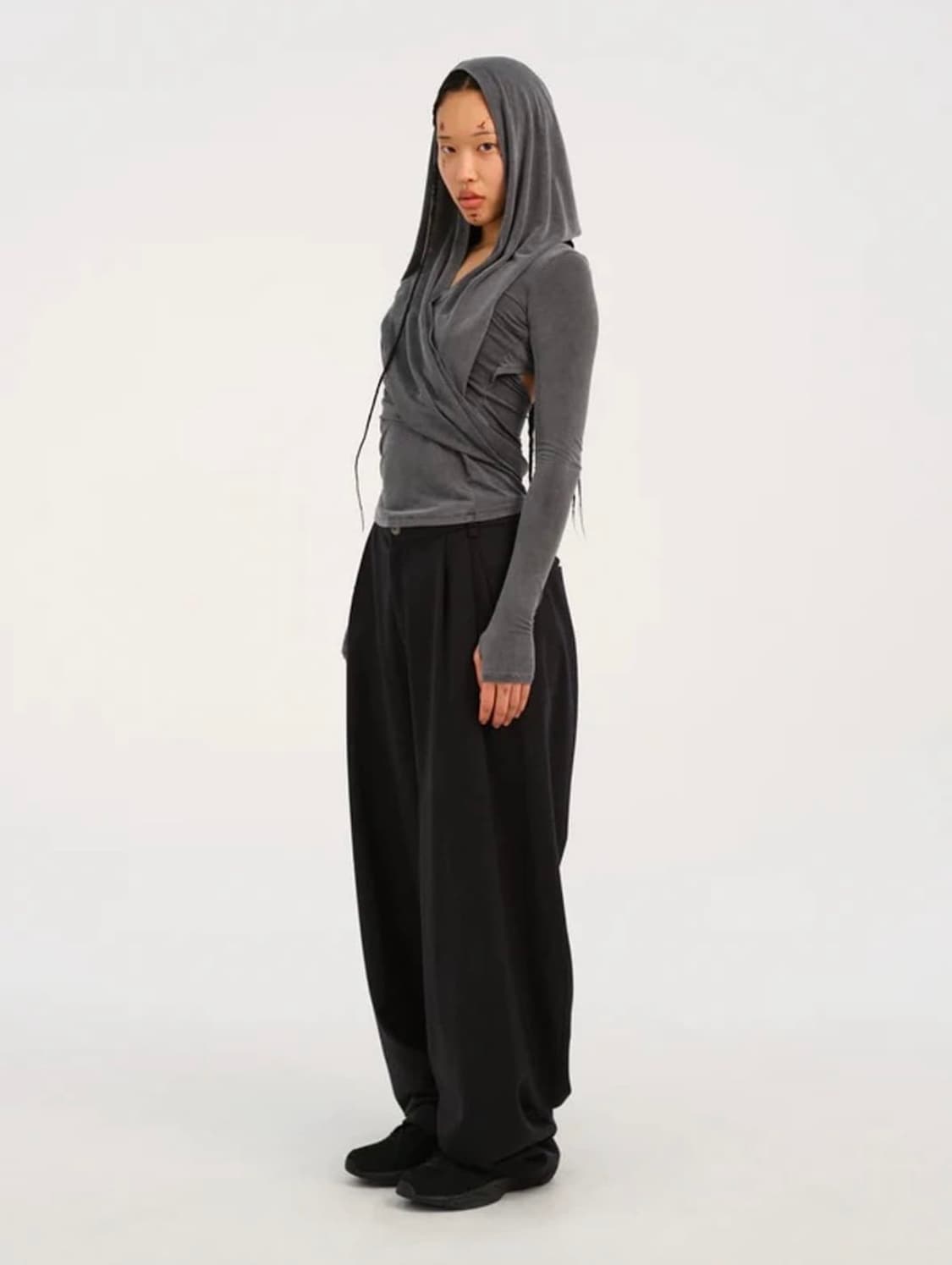 혜인서 후드 탑 차콜 2사이즈 상품이미지1