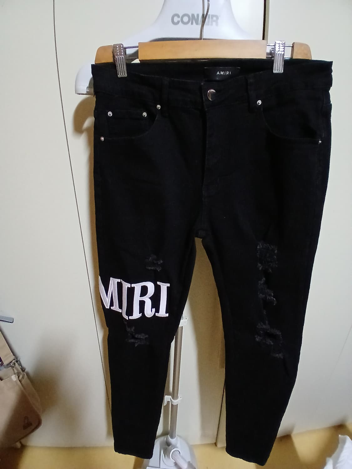 알마니 블랙  데미지로고  청바지  상품이미지1