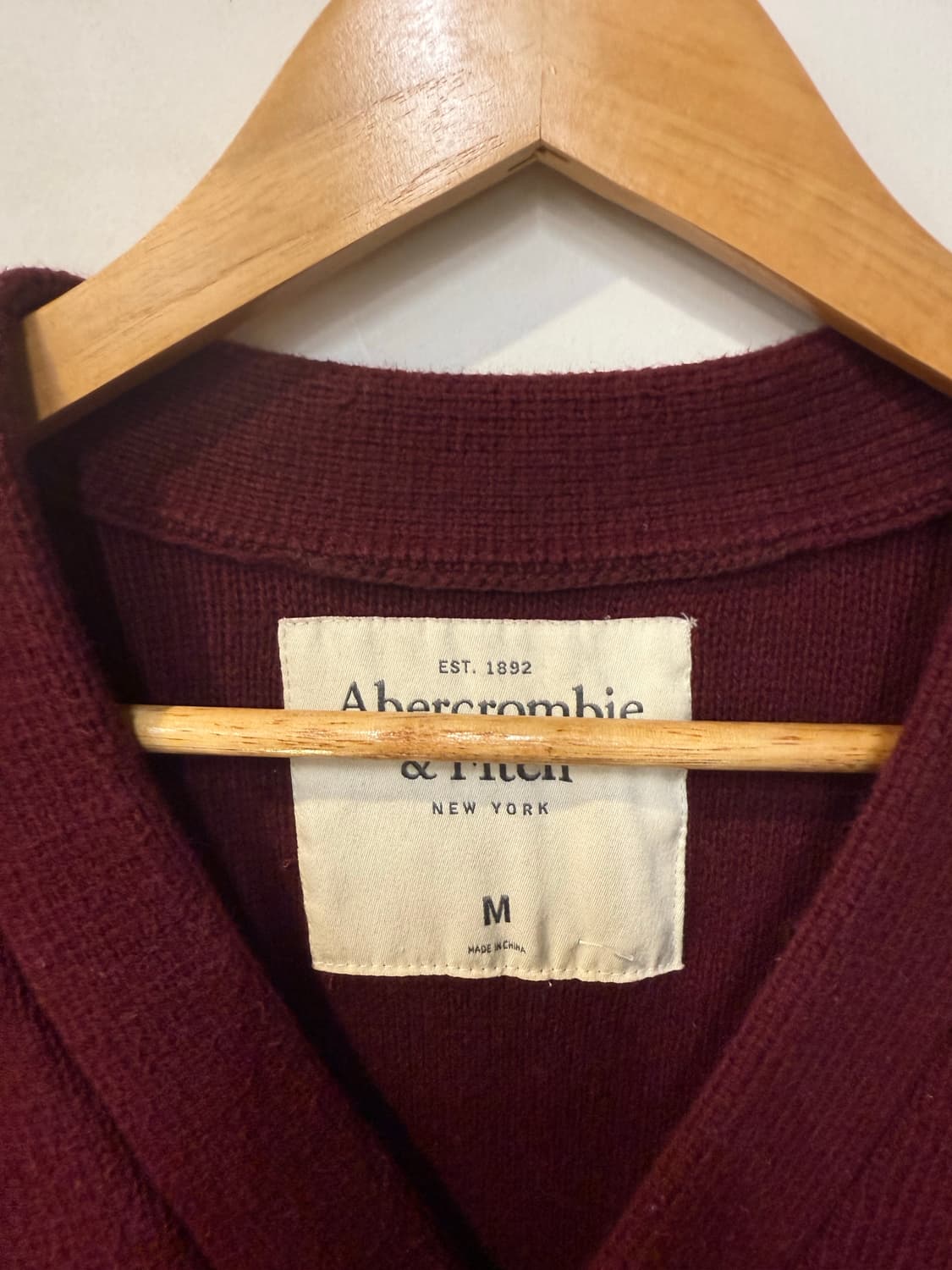 아베크롬비 버건디 가디건 상품이미지3