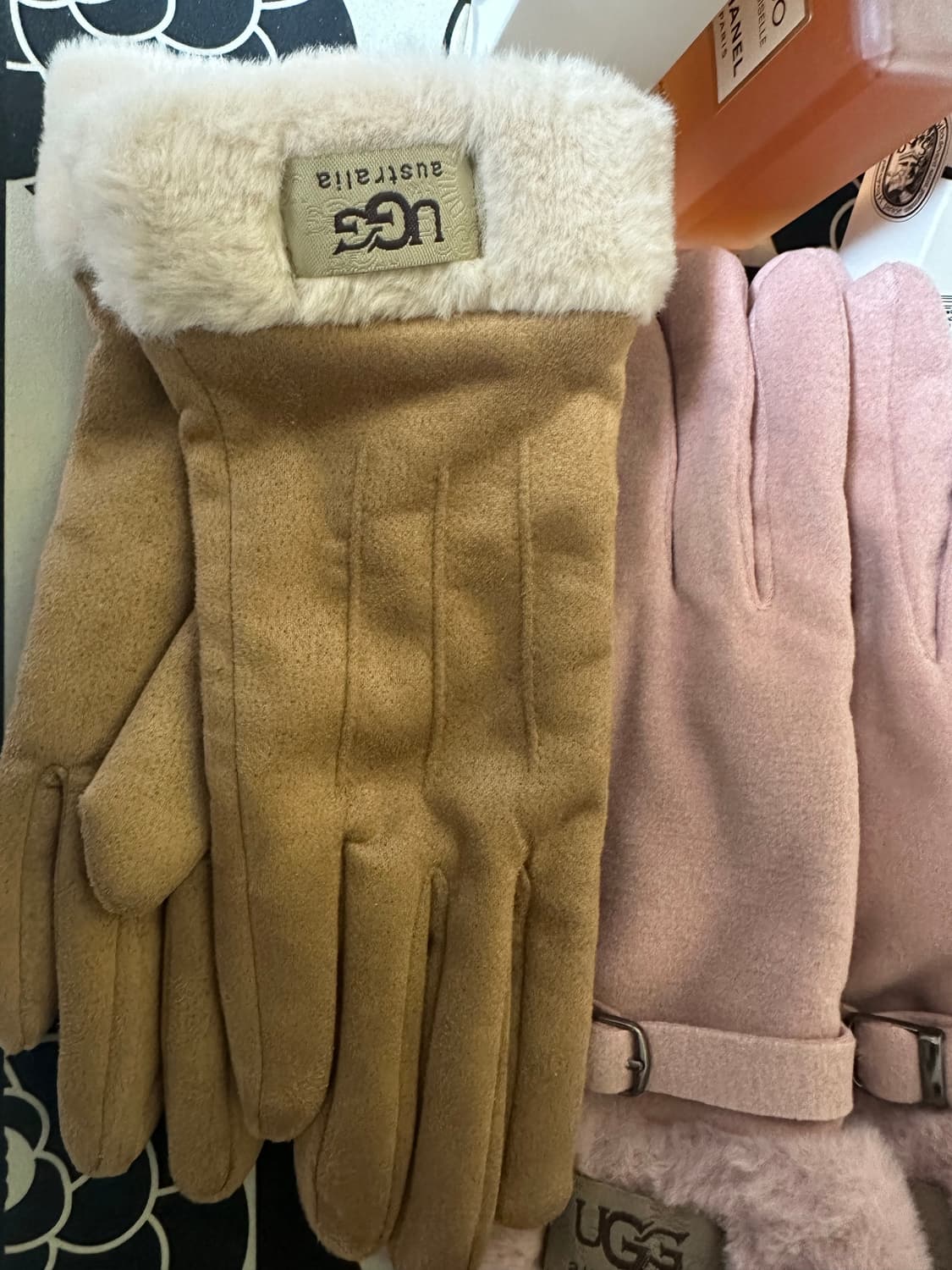 UGG 어그 장갑 베이지/핑크 퍼 장식 상품이미지2