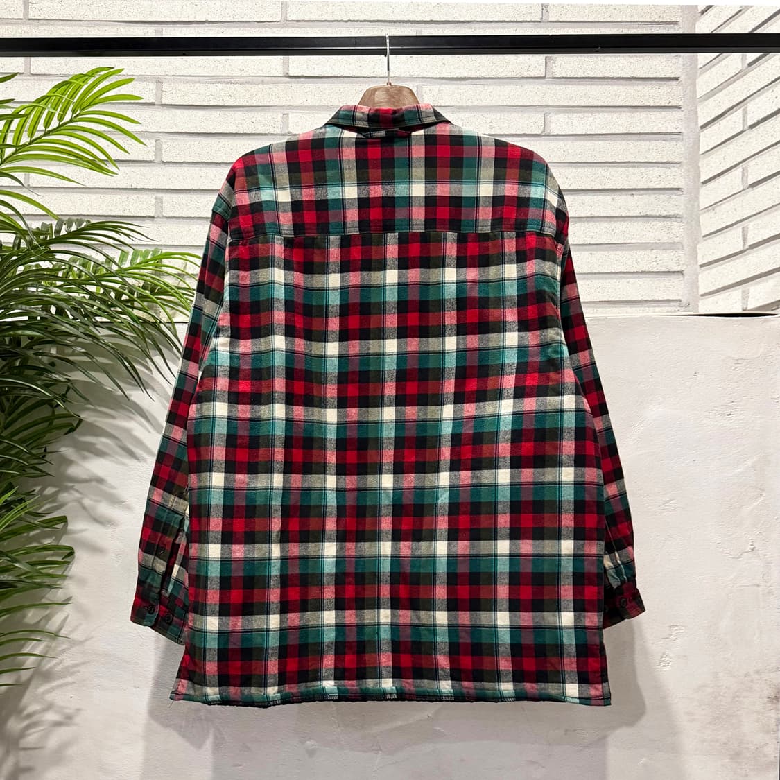 EBTEK 에브텍 에디바우어 윈도우 타탄체크 셔츠자켓 패딩안감 디테일 상품이미지2