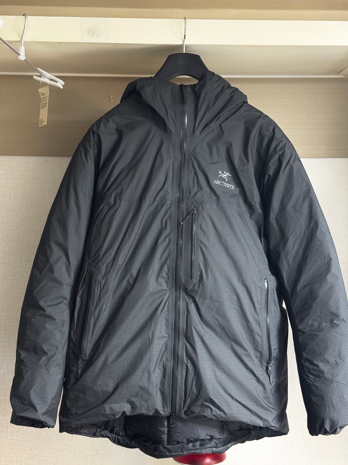 아크테릭스 알파라이트웨이트파카 상품이미지1